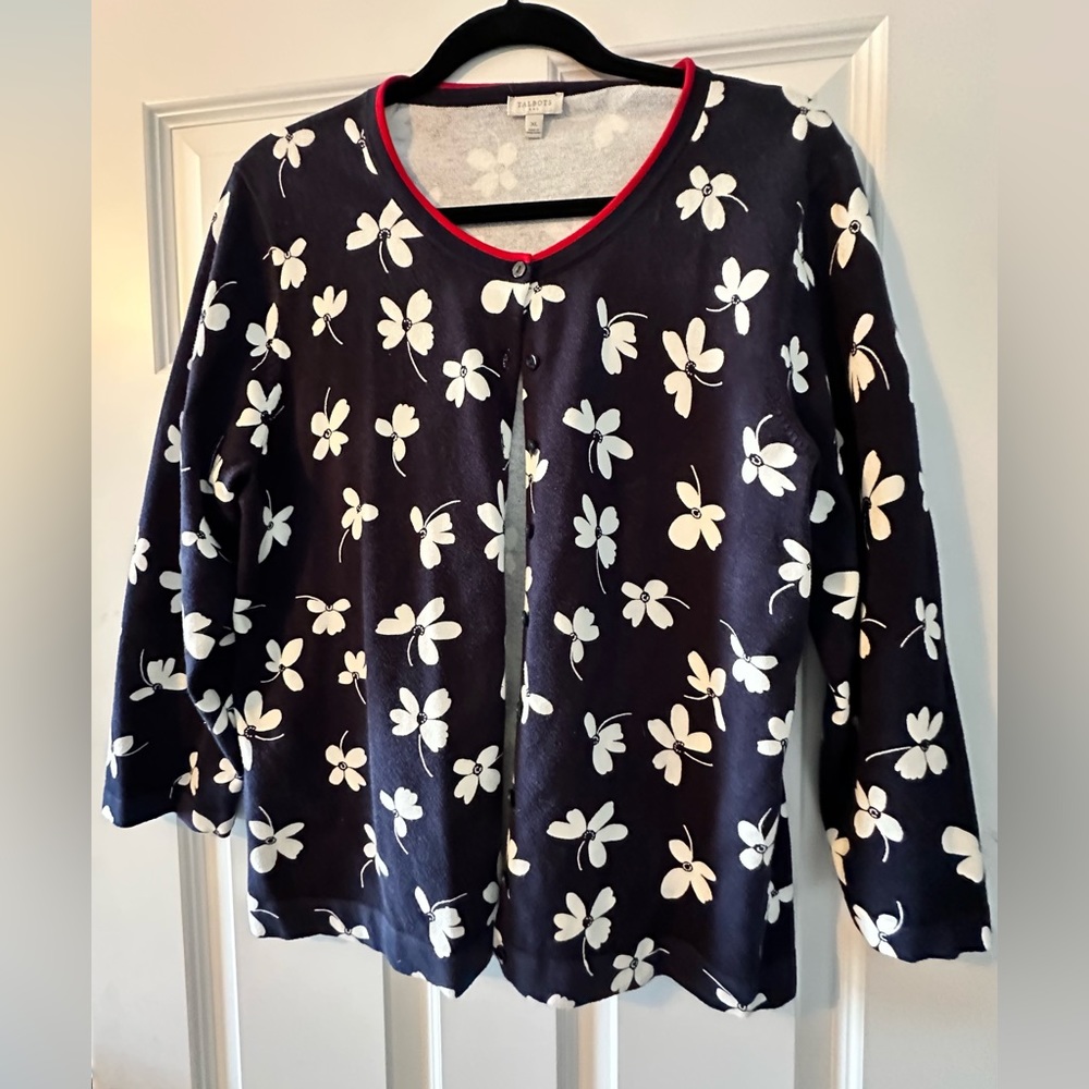 Cardigan sweater
